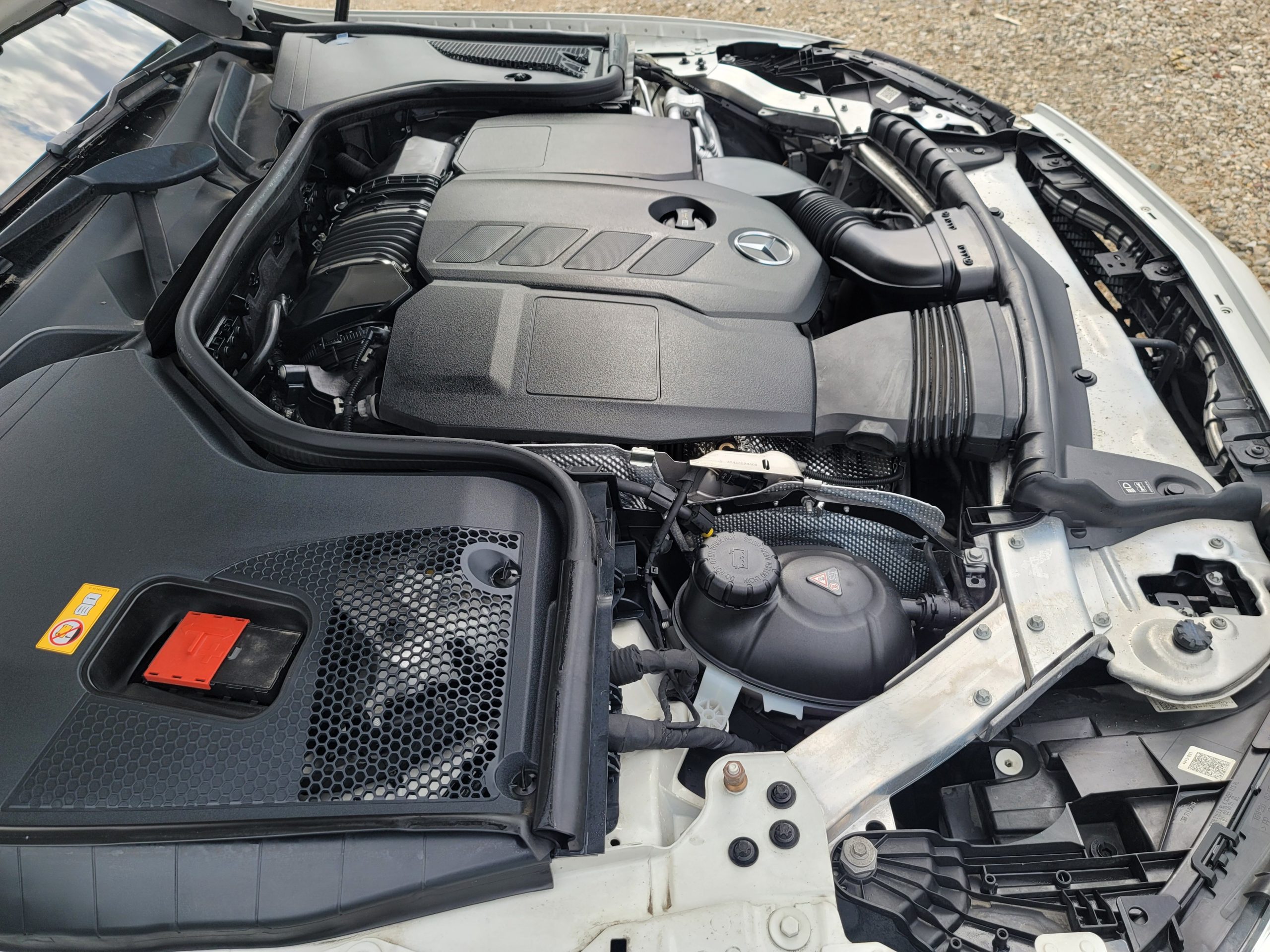 2017 Mercedes-Benz E220d – Image 24