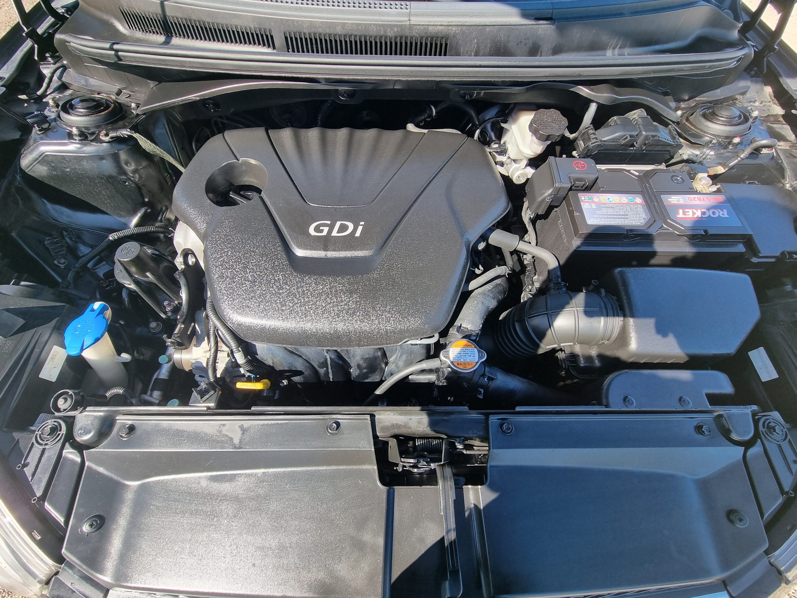 2012 Hyundai Veloster 1.6L Unique – Image 25