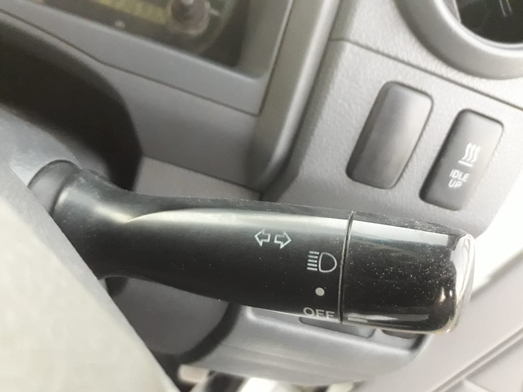 2012 Toyota Land Cruiser Pickup 4.5L V8 – Image 20