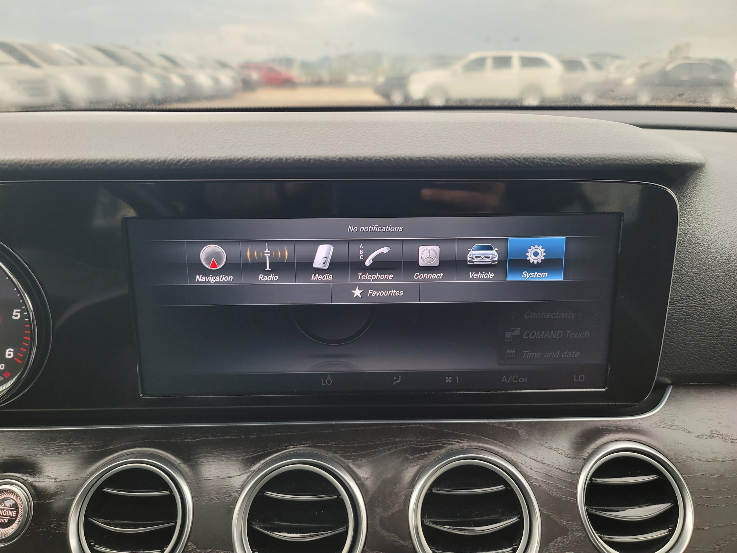 2017 Mercedes-Benz E220d – Image 17