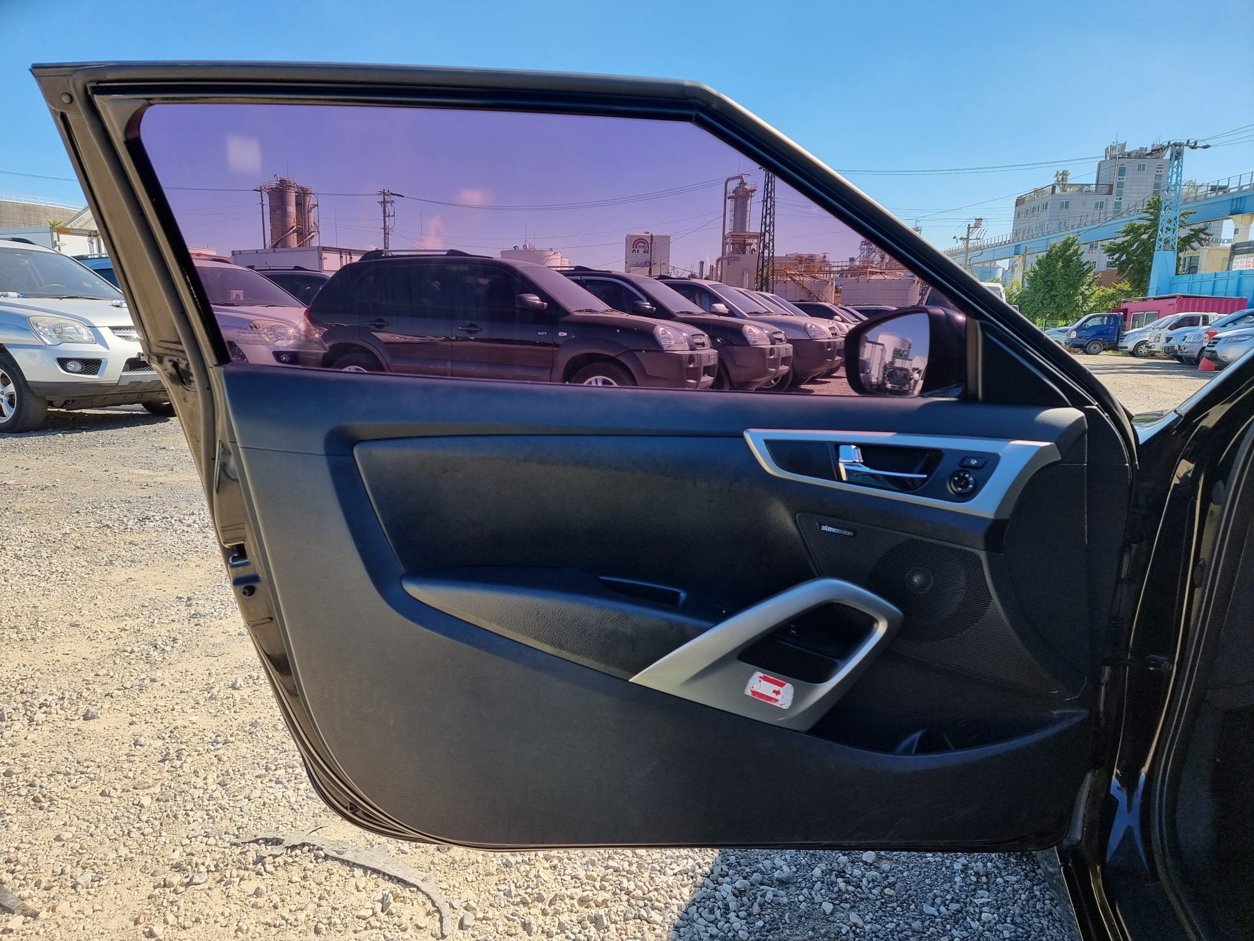 2012 Hyundai Veloster 1.6L Unique – Image 17