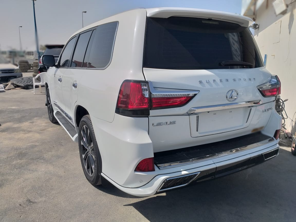 2012 Lexus LX570 5.7L V8 – Image 19