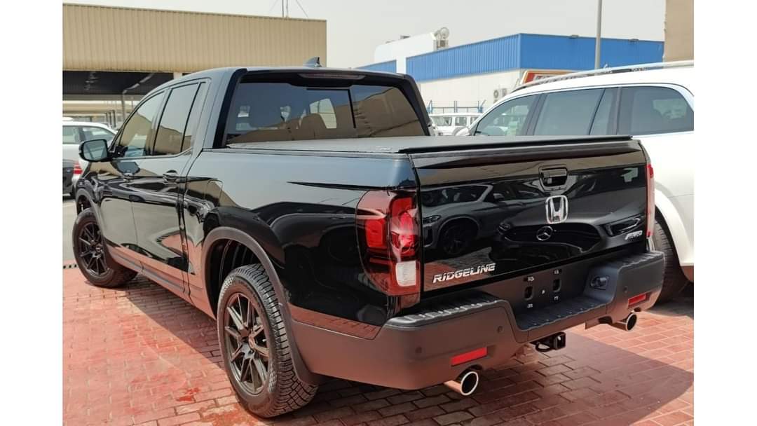 2021 Honda Ridgeline 3.5L AWD – Image 7