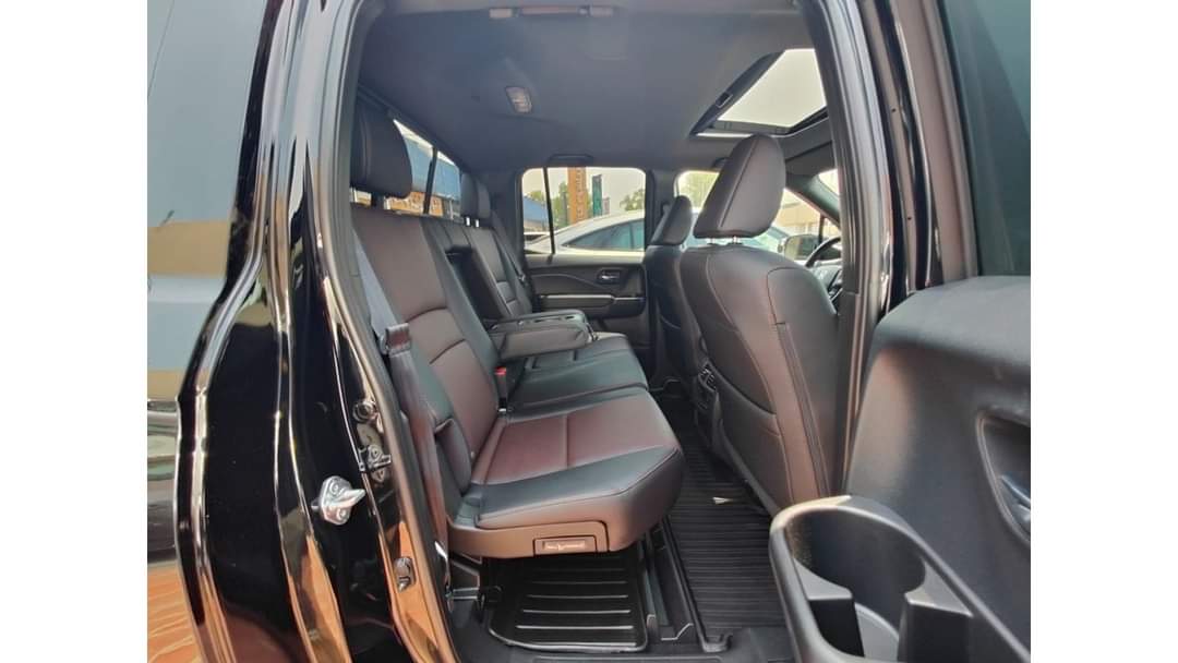 2021 Honda Ridgeline 3.5L AWD – Image 15